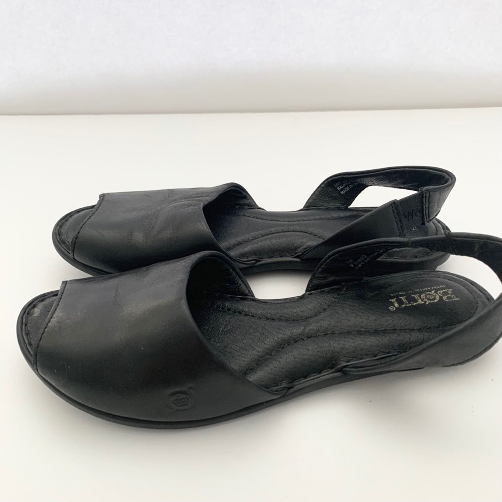Born black sandals size 7